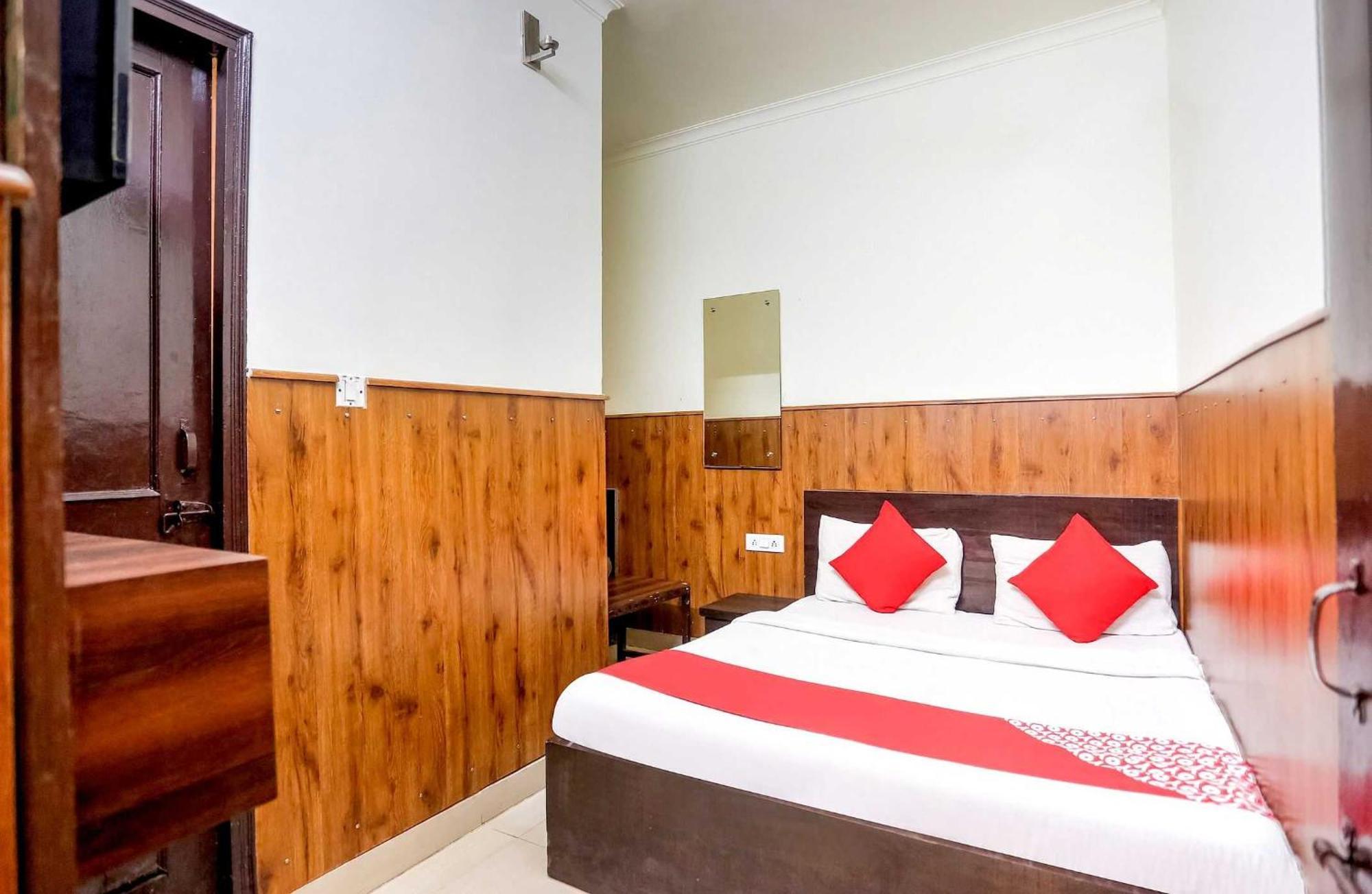 Hotel O Shri Sai Guest House 델리 외부 사진