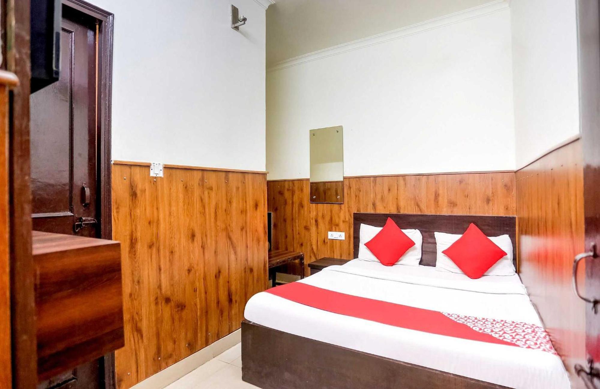 Hotel O Shri Sai Guest House 델리 외부 사진