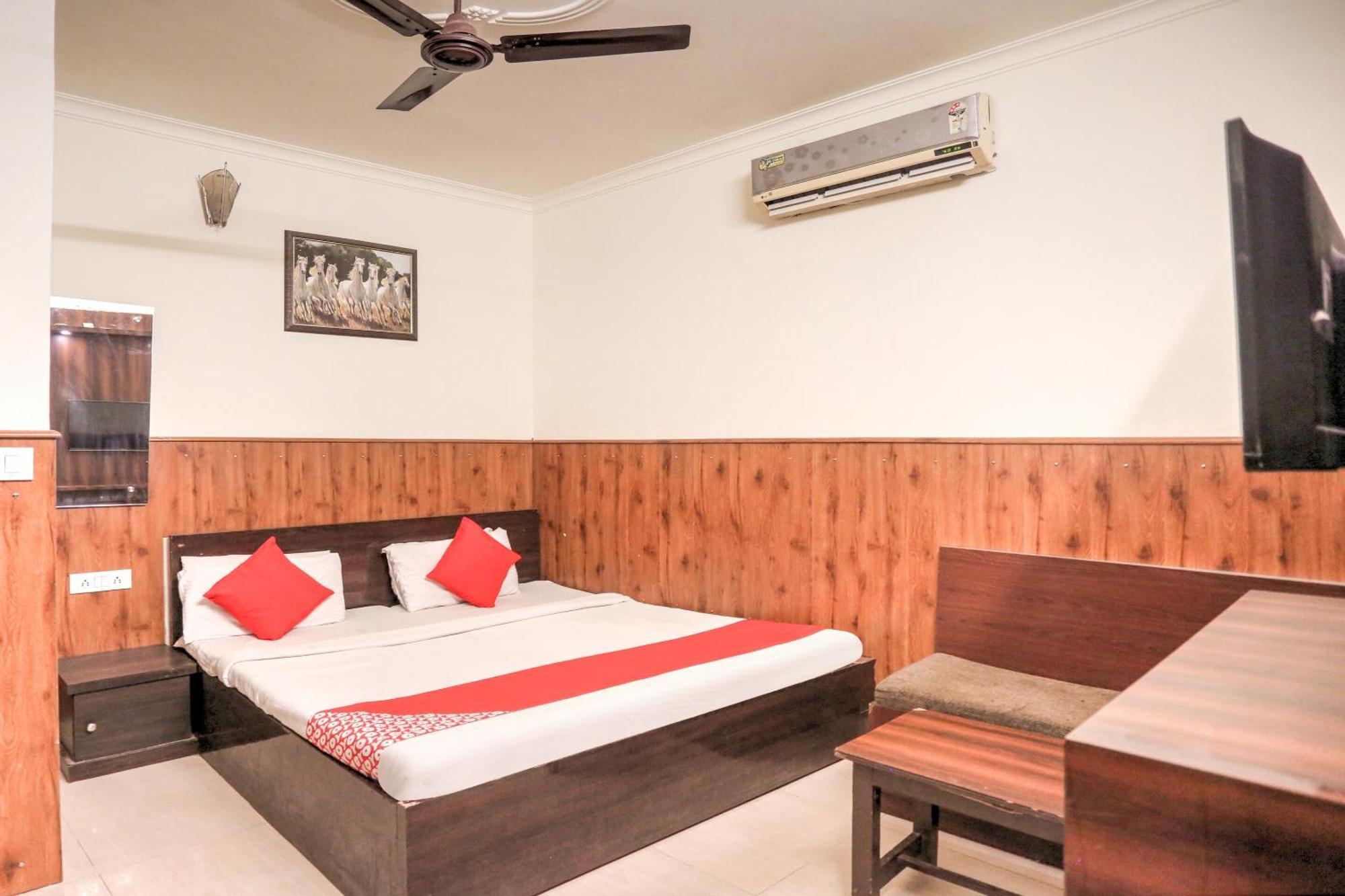 Hotel O Shri Sai Guest House 델리 외부 사진