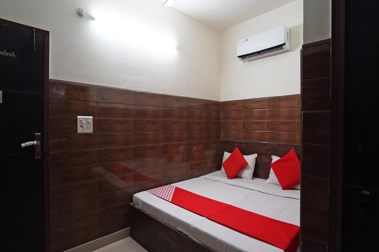 Hotel O Shri Sai Guest House 델리 외부 사진